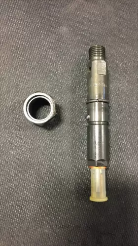 0432131715 BOSCH Fuel Injector #2