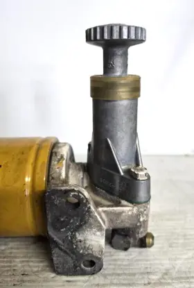 7W7392 CATERPILLAR Fuel Pump Filter Base Marine