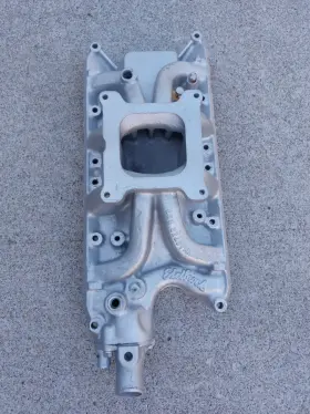 3255 EDELBROCK Streetmaster Intake Manifold