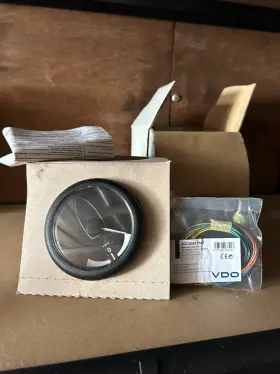 063613 HAMILTON JET Vdo Steering Indicator