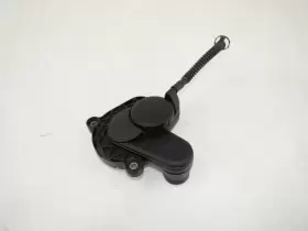 2760100431 MERCEDES Engine Oil Seperator Ventilator Valve #2