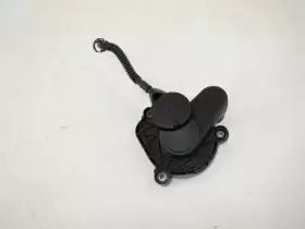 2760100431 MERCEDES Engine Oil Seperator Ventilator Valve #3