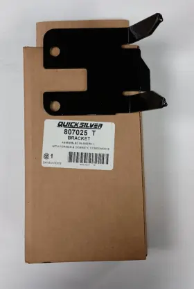 807025T MERCRUISER Bracket Mercury 807025T MERCRUISER Bracket Mercury