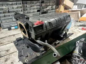 8M010738 MERCRUISER Mpi Air