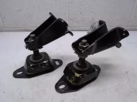 98323A6 MERCRUISER Engine Mount X2 Gm #2