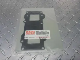 6K8-13621-A1 YAMAHA Nos Reed Valve Gasket WR500