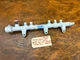 HYUNDAI SEASALL FUEL RAIL ASSY #31400 2F600 W/ PRESSURE REGULATOR #31402-2F600..